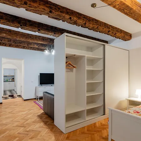 Valentinus Hirscher Appartement